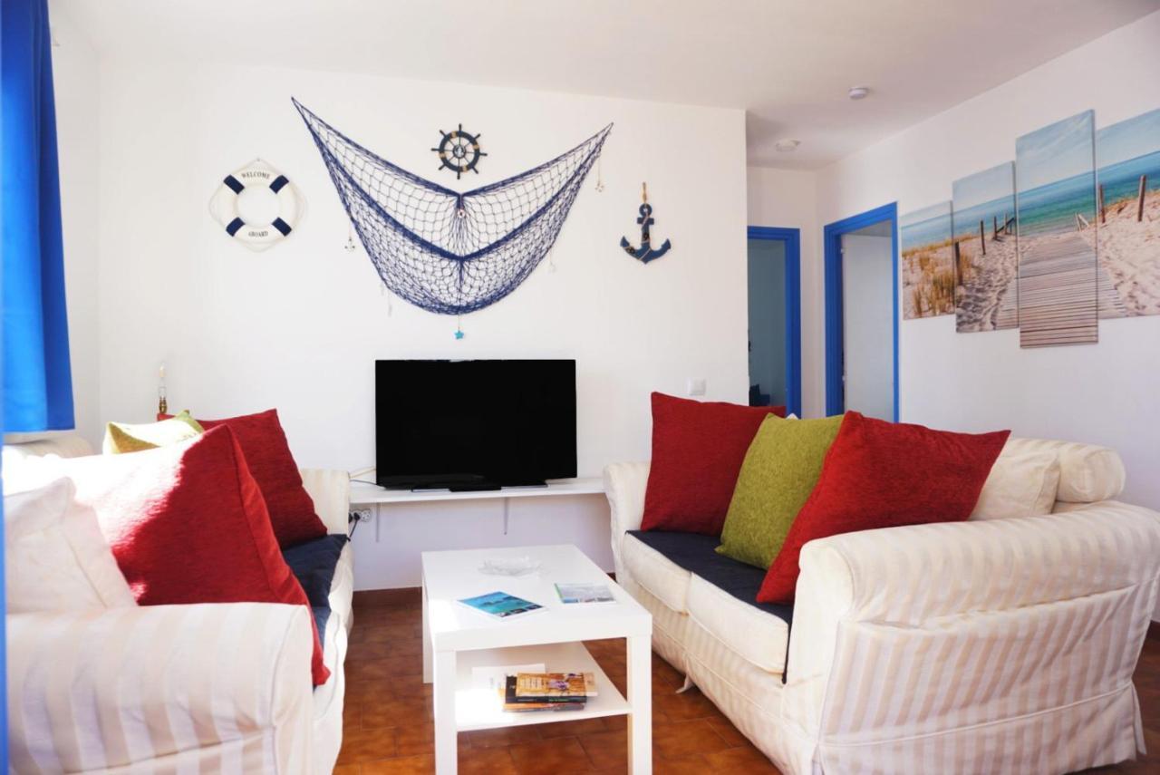 Apartamentos Ciutadella Cala Blanca  Exterior photo