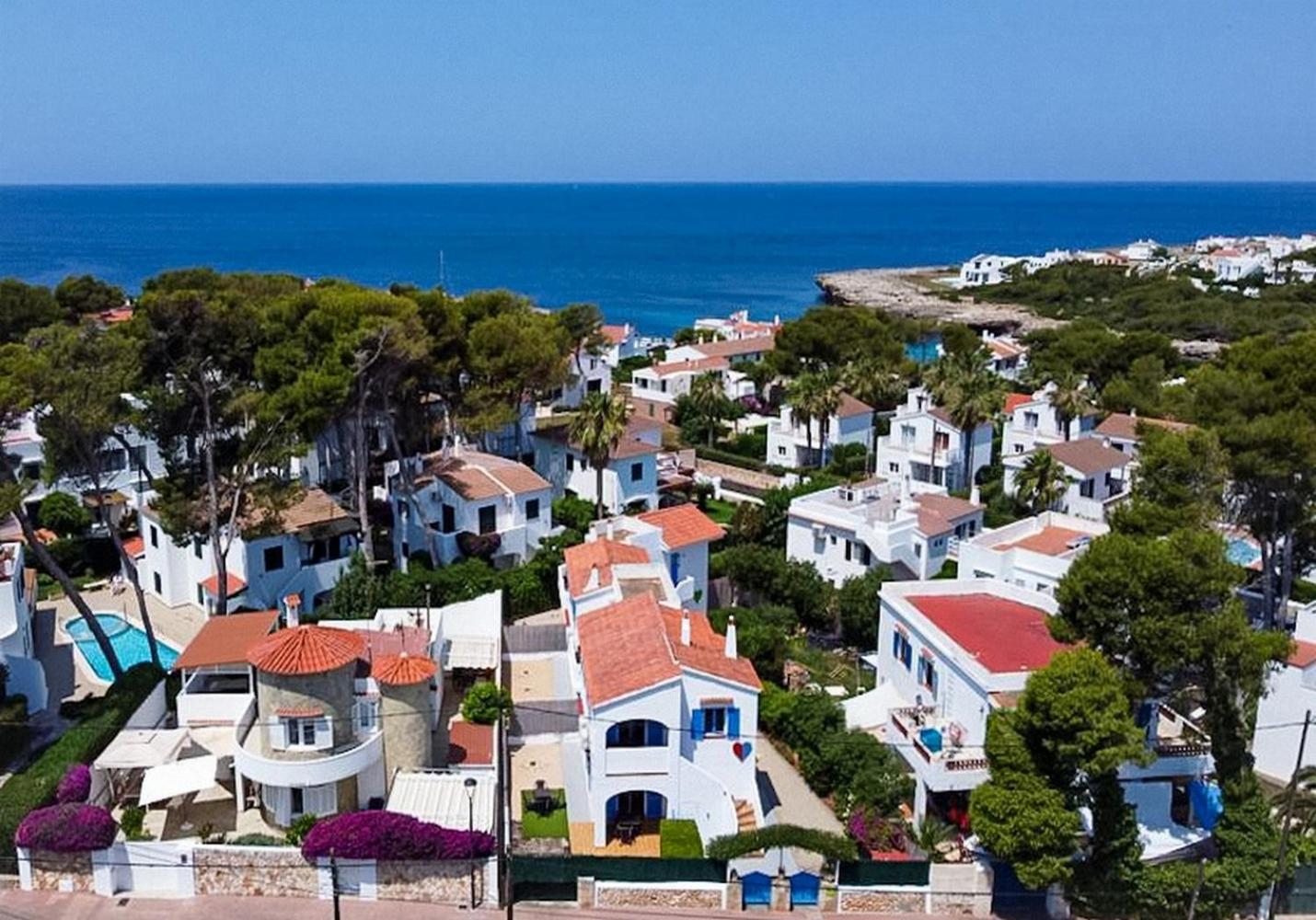 Apartamentos Ciutadella Cala Blanca  Exterior photo