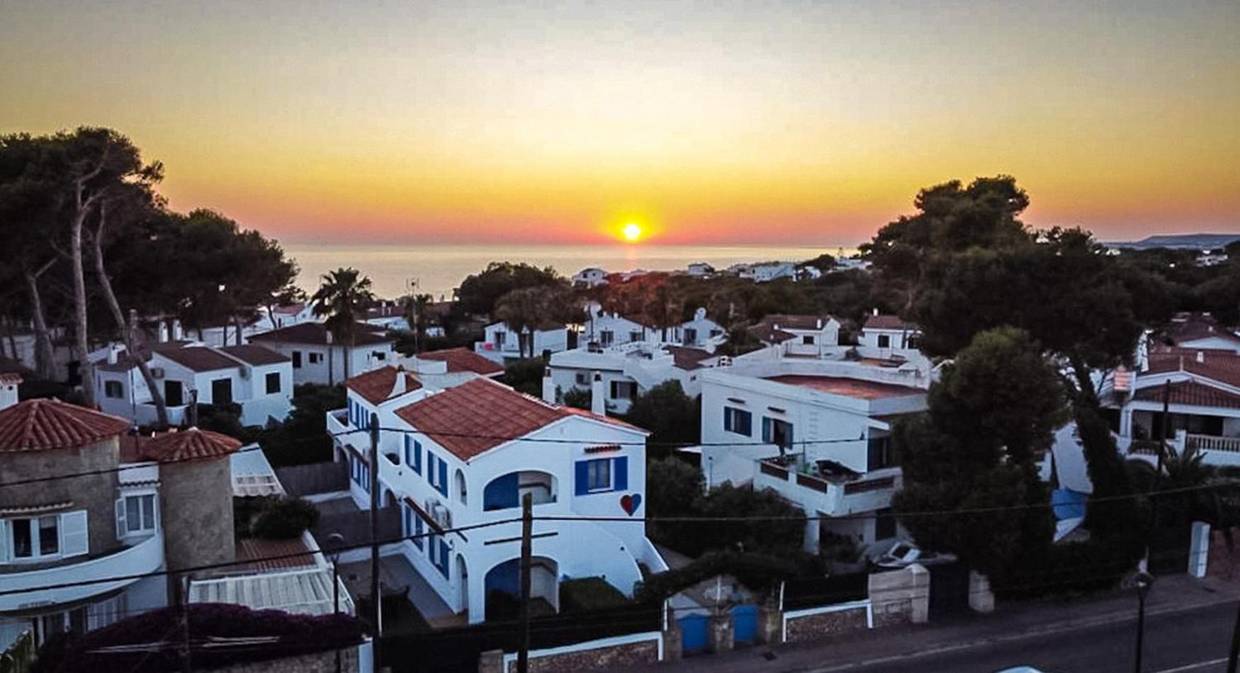 Apartamentos Ciutadella Cala Blanca  Exterior photo
